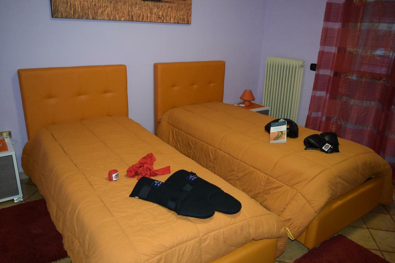 Amici Di Hackert Bed & Breakfast Касерта Екстериор снимка